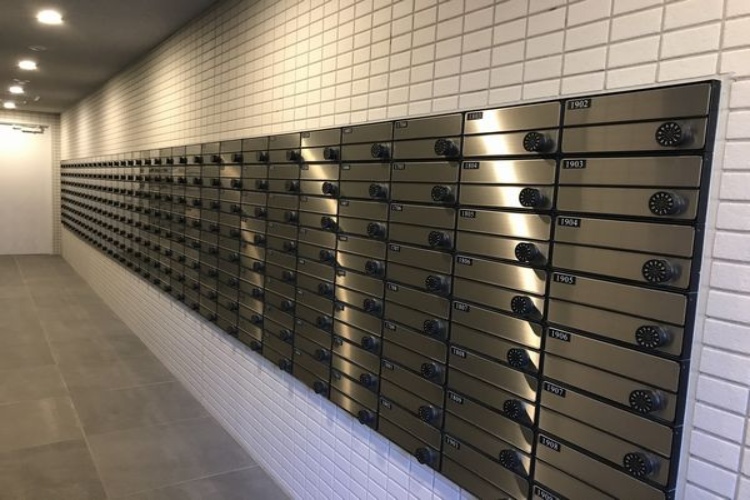 シティテラス金町のメールボックス